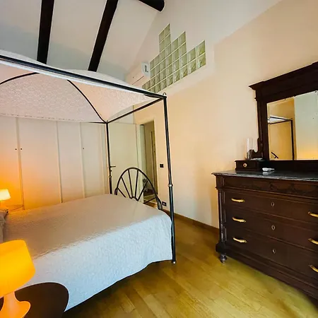 Casa Caroli, Charme E Comfort Nel Cuore Di Alba Exterior foto