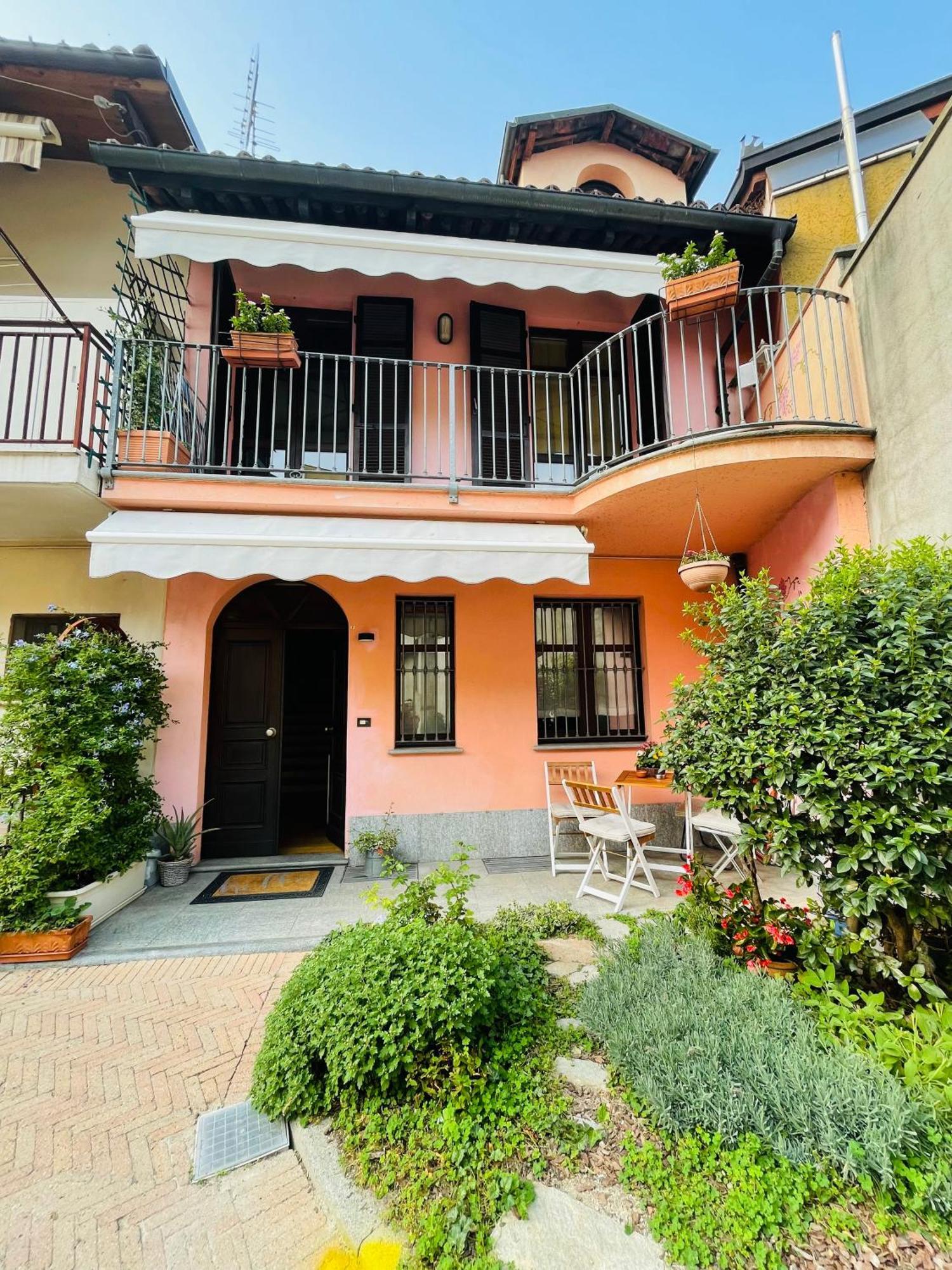 Casa Caroli, Charme E Comfort Nel Cuore Di * Alba (Piedmont)