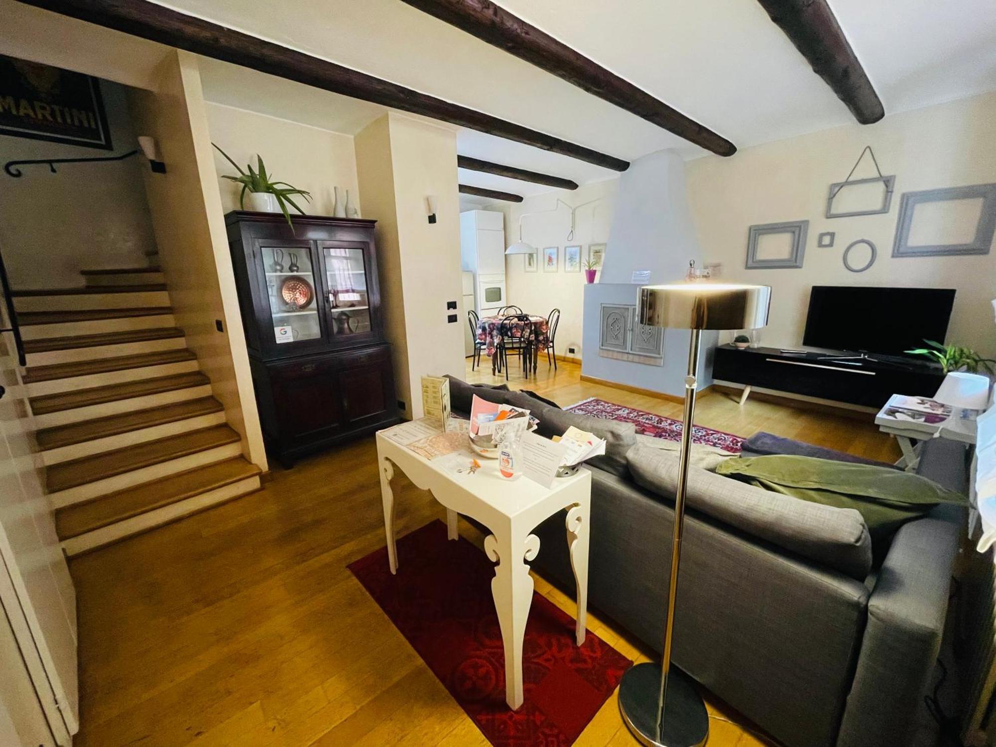 Casa Caroli, Charme E Comfort Nel Cuore Di Holiday home Alba (Piedmont)