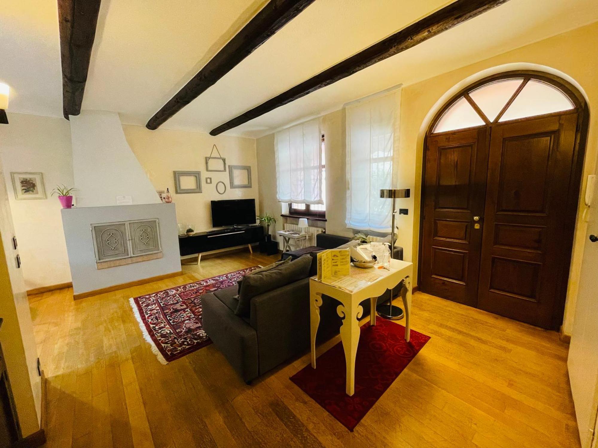 Holiday home Casa Caroli, Charme E Comfort Nel Cuore Di Alba (Piedmont)